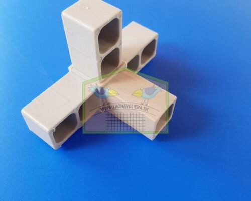 Plastová spojka 108