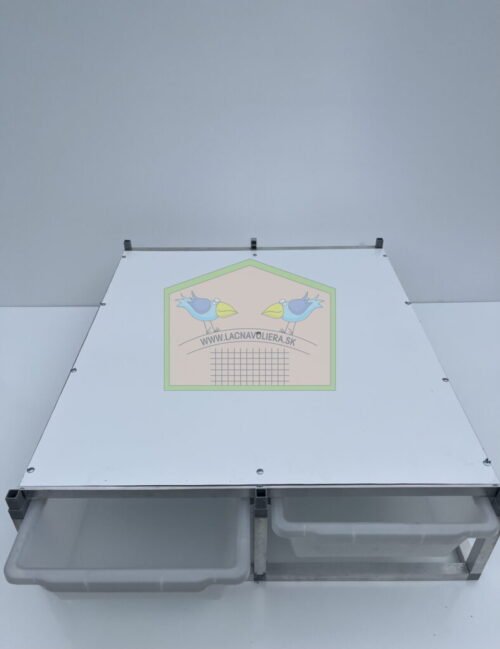 Regálový Tera systém na chov hadov, jašteríc, plazov a potravy pre teráriové zvieratá Rozmer jedného poschodia pre dva boxy: v 175 x š 740 x h 890 mm Rozmer boxov: v 135 x š 330 x h 845 mm &nbsp; &nbsp;