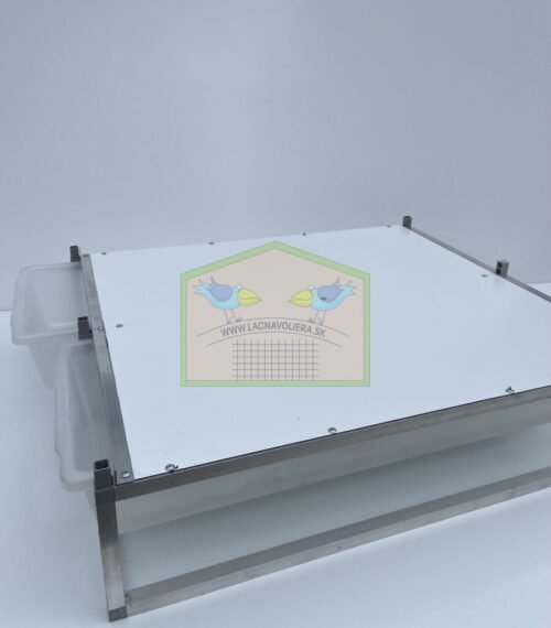 Regálový Tera systém na chov hadov, jašteríc, plazov a potravy pre teráriové zvieratá Rozmer jedného poschodia pre jeden box: v 120 x š 560 x h 590 mm Rozmer boxov: v 90 x š 235 x h 550 mm &nbsp; &nbsp;