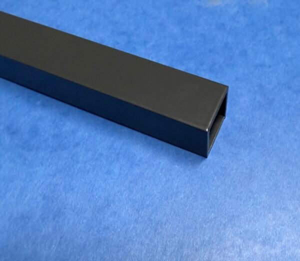 Hliníkový jokel 20x20x1,5mm Antracitový komaxit